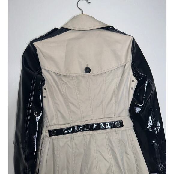 Burberry Patent Leather Sleeve Gabardine Trench Coat Black Tan US 4 - Picture 10 of 12